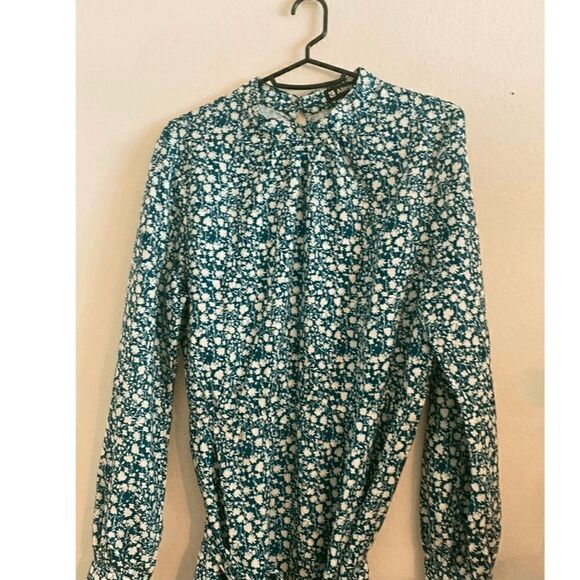Like New Ruched Mock Neck White Floral Print Teal Midi Dress - Picture 8 of 11